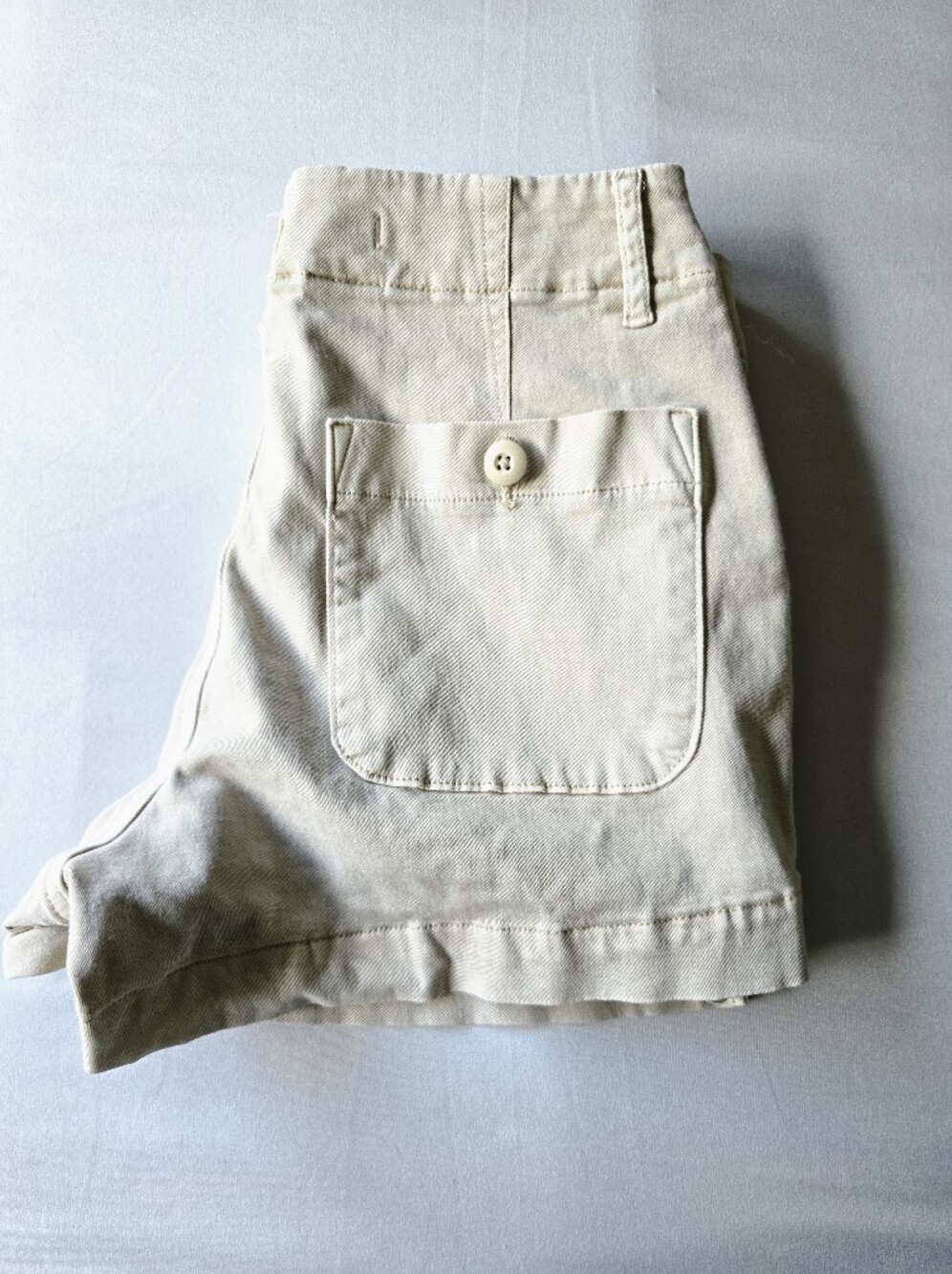 American Eagle Tan Super Soft Shorts Size 4